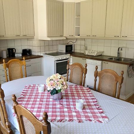 Vila Egen Laegenhet I 2-Familjshus Pa Landet. Tierp Exteriér fotografie