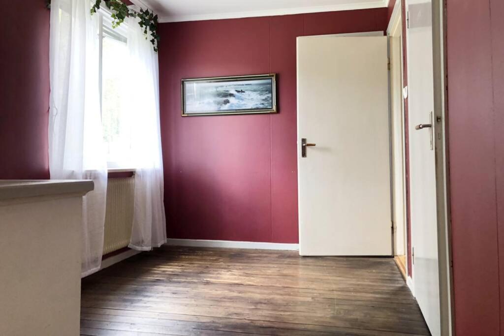 Vila Egen Laegenhet I 2-Familjshus Pa Landet. Tierp Exteriér fotografie